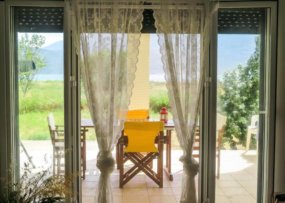 Villa Rania: Ευάερη βίλα με θέα τη θάλασσα Ληξούρι Εξωτερικό φωτογραφία