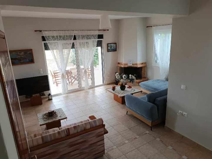 Villa Rania: Ευάερη βίλα με θέα τη θάλασσα Ληξούρι Εξωτερικό φωτογραφία